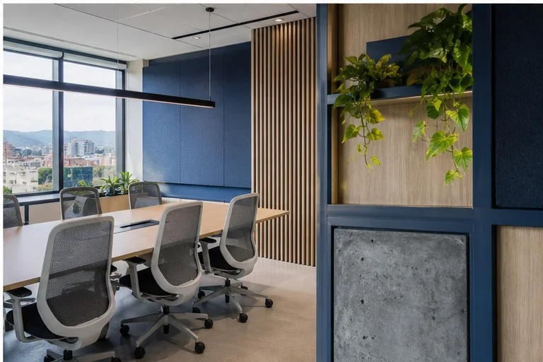 Sala de reuniones y materialidad